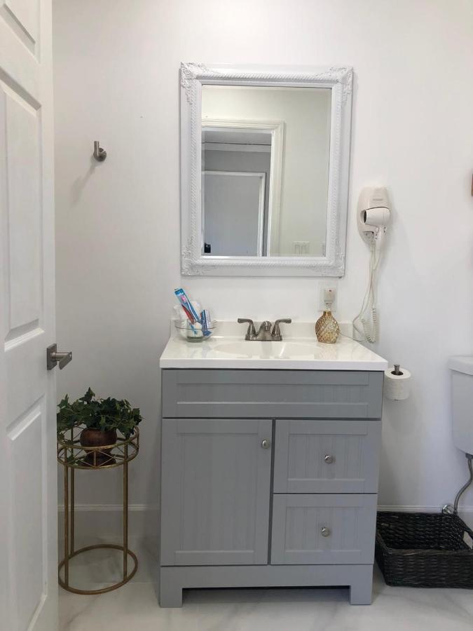 Séjour chez l'habitant Comfy And Spacious With Free Parking *